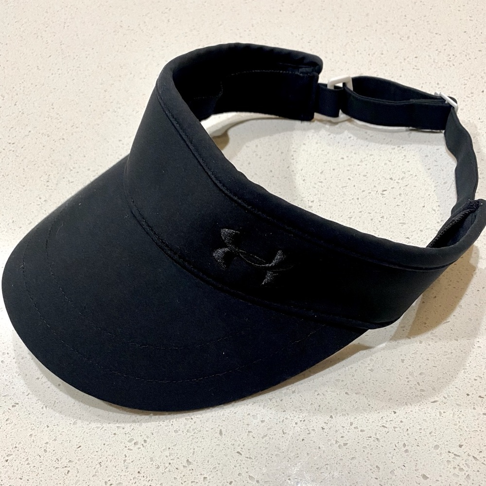 Under Armor women’s visor/tennis cap